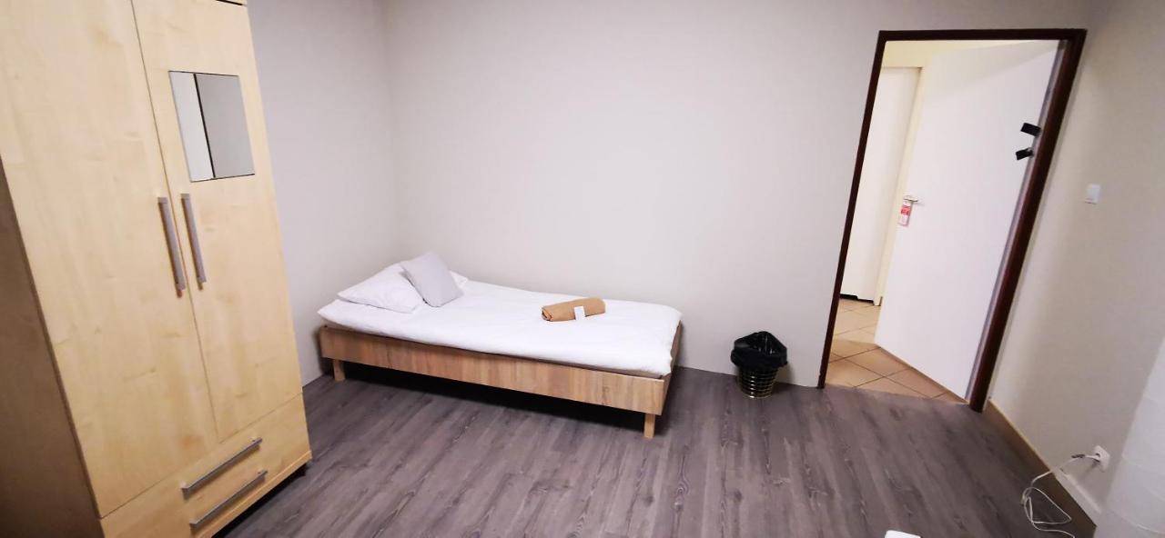 Hostel Powstaniec Wola - Private Warszawa